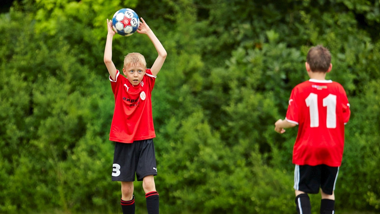 Børnefodbold: Hvad er ombrydning, og hvorfor gør vi det?