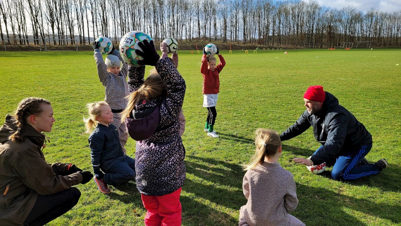 Skolepiger deltog i fodboldfestival